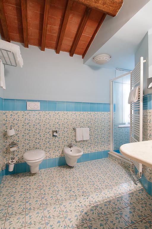 Borgo Sant'Ippolito Country Hotel Ginestra Fiorentina Room photo
